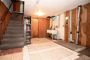 129 Pennsylvania Blvd, Monessen, PA 15062 - Photo 19