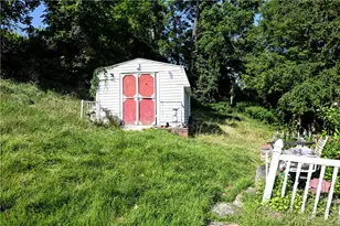 129 Pennsylvania Blvd, Monessen, PA 15062 - Photo 27