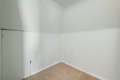 213 E Meyers Street, Pittsburgh, PA 15210 - Photo 29