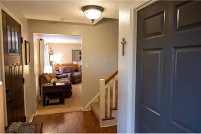 243 Oak Entrance Dr, Jefferson Hills, PA 15025 - Photo 5