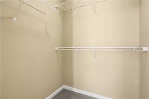 924 Park Plaza, Pine Township, PA 15090 - Photo 21
