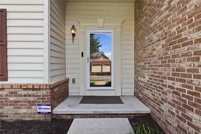924 Park Plaza, Pine Township, PA 15090 - Photo 3