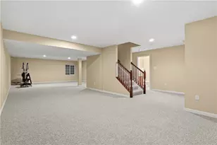 924 Park Plaza, Pine Township, PA 15090 - Photo 25