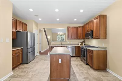 924 Park Plaza, Pine Township, PA 15090 - Photo 11