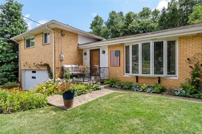 124 Oak Hills Manor, Penn Township, PA 16002 - Photo 3