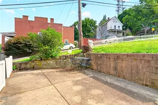4120 Franklin Rd, Observatory Hill, PA 15214 - Photo 29