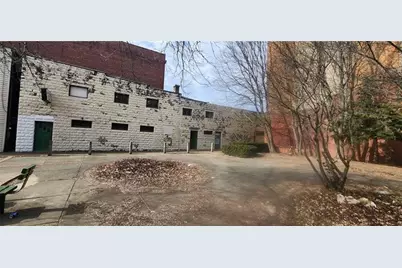88 W State St, Sharon, PA 16146 - Photo 3