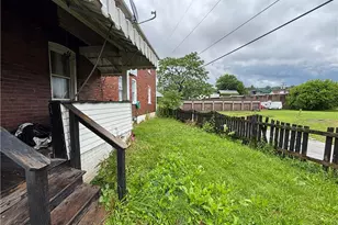 6 Center St, Harrison Township, PA 15065 - Photo 3