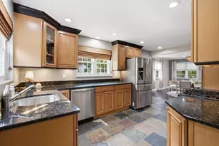 2516 Orlando Pl, Blackridge, PA 15235 - Photo 11