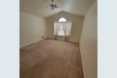 317 Allandale Dr, Bethel Park, PA 15102 - Photo 9