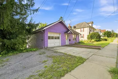 323 New Castle St, Slippery Rock, PA 16057 - Photo 3