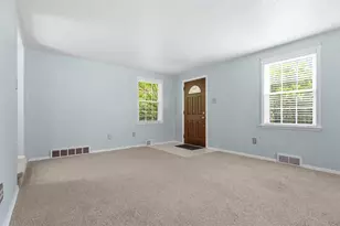 323 Constitution Dr, Pittsburgh, PA 15236 - Photo 11