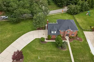5517 Saddlebrook Dr, Bethel Park, PA 15102 - Photo 5