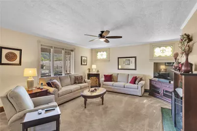 182 Main Street, New Eagle, PA 15067 - Photo 7