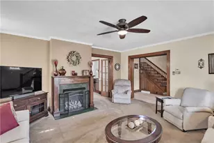 182 Main St, New Eagle, PA 15067 - Photo 9