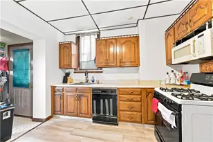 1014 2nd St, McKees Rocks, PA 15136 - Photo 11