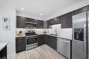 2631 Hunters Point Dr, Pittsburgh, PA 15090 - Photo 7