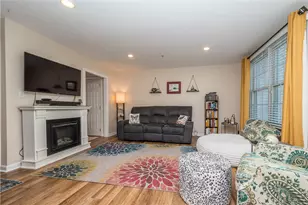 1042 Bayberry Dr, North Strabane, PA 15317 - Photo 5