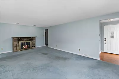 169 Crestview Dr, Pittsburgh, PA 15236 - Photo 5