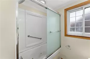 169 Crestview Dr, Pittsburgh, PA 15236 - Photo 17