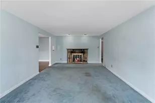 169 Crestview Dr, Pittsburgh, PA 15236 - Photo 7