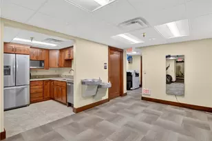 750 Washington Rd, Pittsburgh, PA 15228 - Photo 23