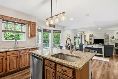 230 Dogwood Cir, Economy, PA 15005 - Photo 13