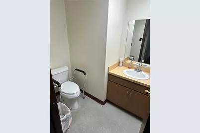 227 N Jefferson St, New Castle, PA 16101 - Photo 17