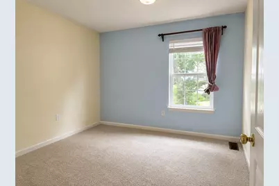 1619 Norman Dr, Pittsburgh, PA 15143 - Photo 21