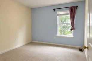 1619 Norman Dr, Pittsburgh, PA 15143 - Photo 21