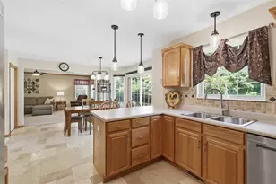 115 Shady Hollow Dr, Economy, PA 15005 - Photo 7