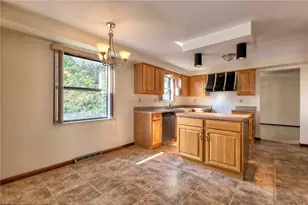 109 Bryan Dr, Hempfield Township, PA 15601 - Photo 33