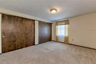 109 Bryan Dr, Hempfield Township, PA 15601 - Photo 15