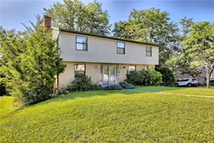 109 Bryan Dr, Hempfield Township, PA 15601 - Photo 21