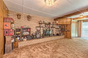 109 Bryan Dr, Hempfield Township, PA 15601 - Photo 19
