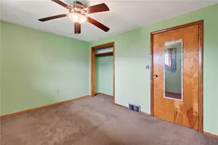 323 Albrights Lake Rd, Hempfield Township, PA 15601 - Photo 7