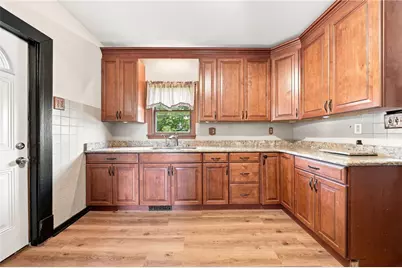 1829 Rebecca St, New Kensington, PA 15068 - Photo 11