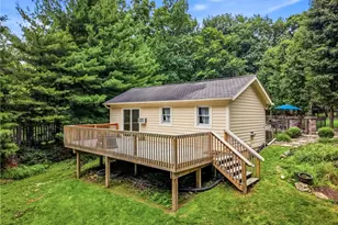 1144 Brookview Ct, Hermitage, PA 16148 - Photo 41