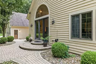 1144 Brookview Ct, Hermitage, PA 16148 - Photo 33