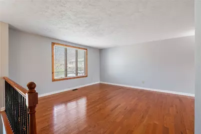 16 Wheatfield Dr, Cranberry Township, PA 16066 - Photo 5