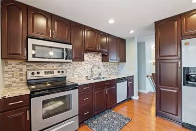 16 Wheatfield Dr, Cranberry Township, PA 16066 - Photo 9