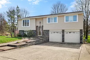 16 Wheatfield Dr, Cranberry Township, PA 16066 - Photo 1