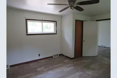 16 Old Pittsburgh Ln, Franklin Township, PA 15480 - Photo 5