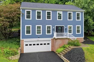 455 Monmouth Dr, Cranberry Township, PA 16066 - Photo 1