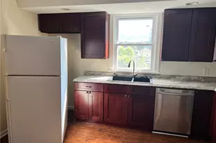 660 E Maiden St, Washington, PA 15301 - Photo 25