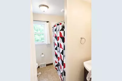 5020 Clifton Drive, Aliquippa, PA 15001 - Photo 9