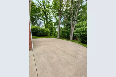 5020 Clifton Drive, Aliquippa, PA 15001 - Photo 17