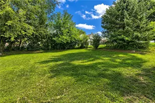 544 Penn High Park Rd, Jeannette, PA 15644 - Photo 17