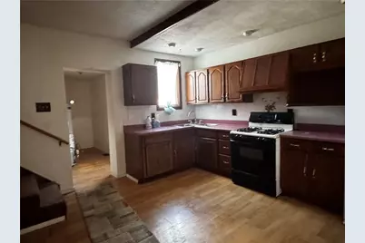 110 Orchard St, Stowe Township, PA 15136 - Photo 25