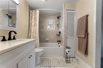 203 George St, Jeannette, PA 15644 - Photo 13
